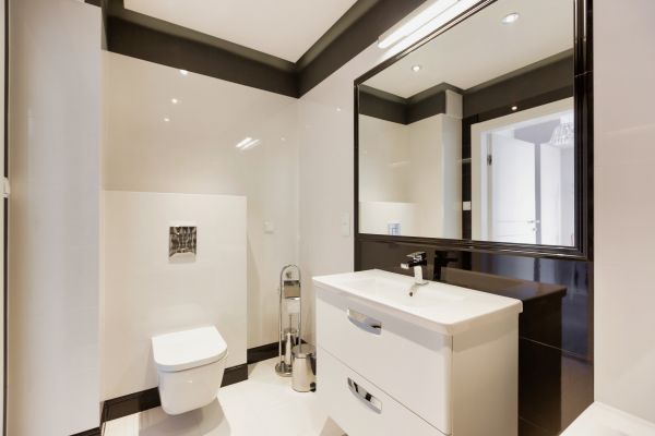 Business Bathroom Remodeling in Torrance
